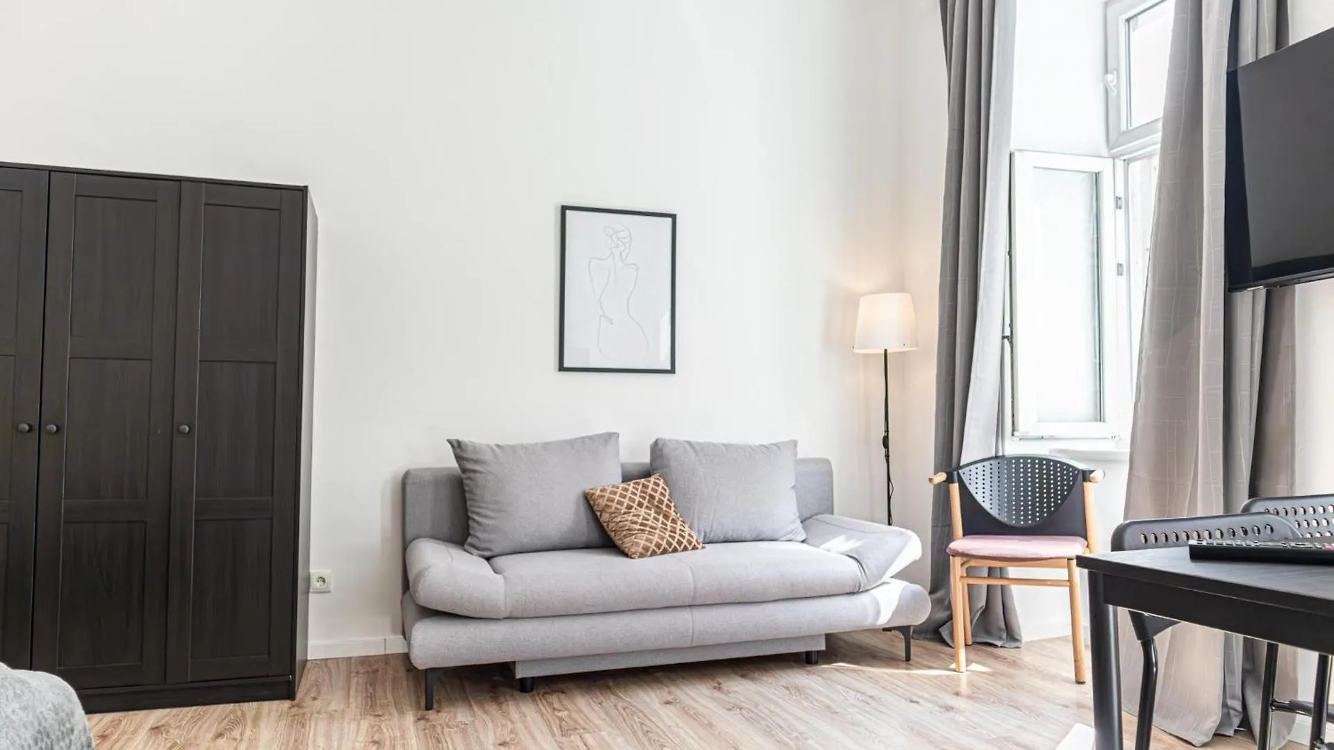 Past Meets Present - 1Br Apt Near Westbahnhof Vienna Austria
